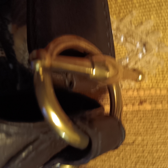 GUCCI LARGE HOBO HANDBAG! - Picture 11 of 16